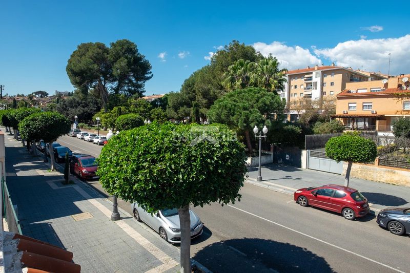 Foto 0ab20ecc-34ba-4ddb-b96a-eae53bea8d06. Casa amb calefacció aparcament a Llevant Tarragona