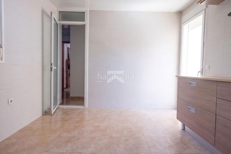 Foto 0d1f5e31-e2b6-4382-a67f-a511ce40c1cf. Casa amb calefacció aparcament a Llevant Tarragona