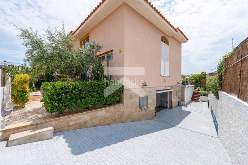 Foto 03b8f000-d43c-453f-ab6e-9c80fb94e4a1. Casa amb calefacció aparcament piscina a Grau - Quintanes Amposta