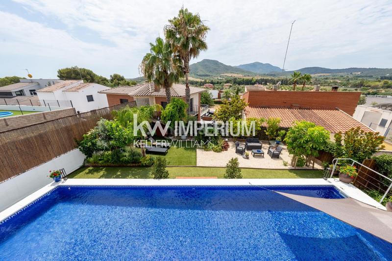 Foto b064d492-9539-4063-b1f1-fd1c19d0a45a. Casa exclusiva vivienda con vistas privilegiadas en Amposta
