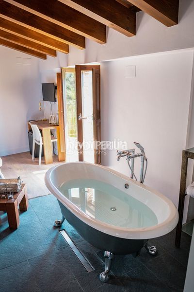 Foto 0e52be4b-05f5-448a-9ec2-dd8ee57e2d05. Chalet avec parking piscine dans Colldejou