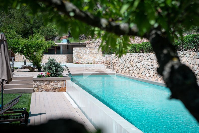 Foto d9a2de6b-6d0c-4529-964c-139adc9e980a. Xalet amb calefacció aparcament piscina a Colldejou