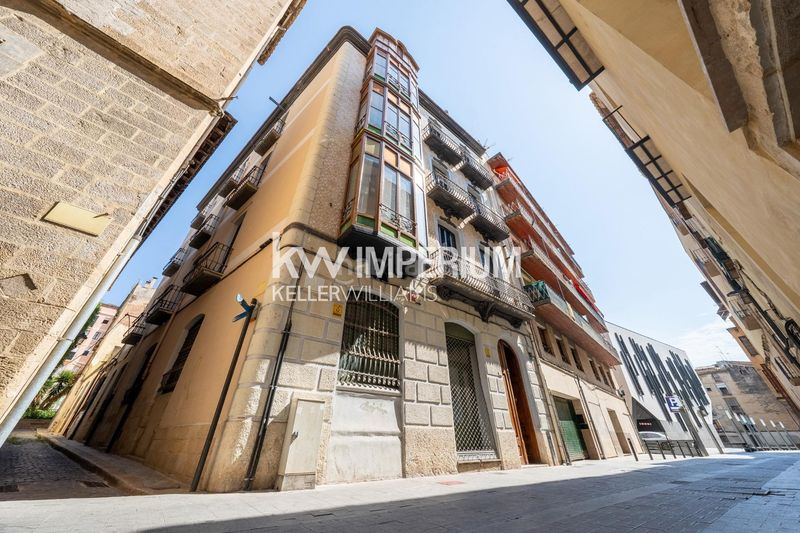 Foto 0ce6f5eb-66ed-49c8-829c-e9225a29cc96. Gebäude in Centre Tortosa