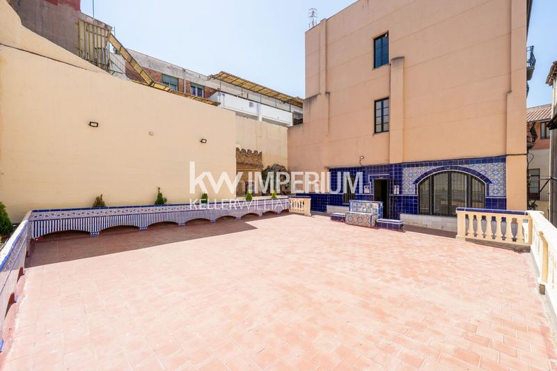 Foto ab7c0dd7-b004-4bd0-ba4d-ac7530058278. Gebäude in Centre Tortosa