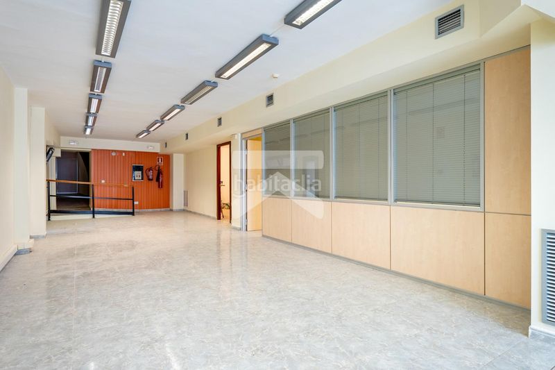 Foto 2d0ee106-e7cc-4aa8-985e-aff9dddcb611. Édifice dans Centre Tortosa