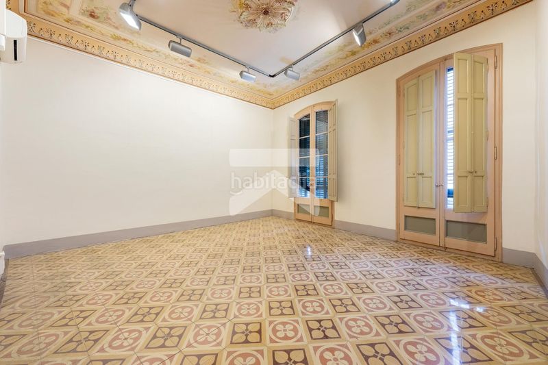 Foto fba54d91-c233-435c-8220-3b33ae2b2ac1. Édifice dans Centre Tortosa