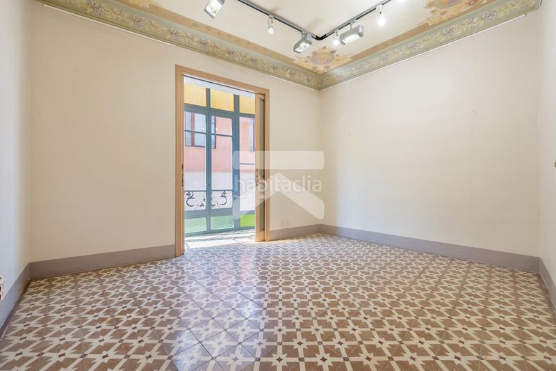 Foto fcd62967-128c-4448-b298-ccb3923846ec. Édifice dans Centre Tortosa