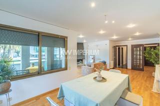 Appartement  Rambla president companys. Vivienda de alto standing con piscina y zona común ajardinada