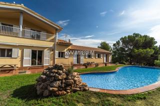 Chalet à Sant Jordi D´Alfama. Villa mediterránea con potencial de inversión en sant jordi dalf