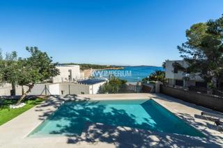 Lloguer Xalet a Llevant. Vivienda de lujo frente al mar en tarragona