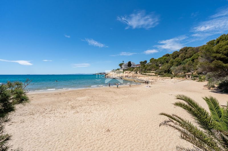 Foto 4d8c48bb-0ba2-4d8d-9d14-058498212c56. Dúplex amb calefacció aparcament piscina a Els Munts Torredembarra