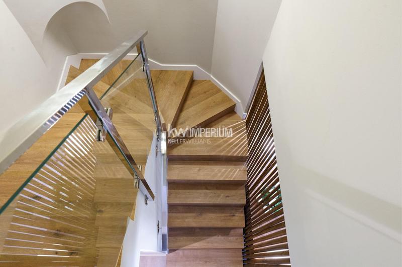 Foto 2f08d8c5-b358-4f05-ad36-381d2767babb. Duplex with heating parking pool in Els Munts Torredembarra