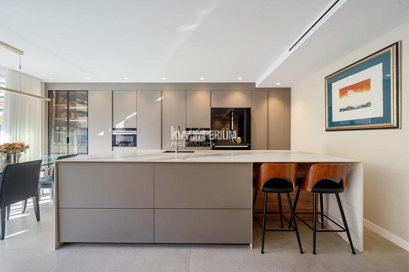 Foto 4eea87eb-b0af-4ab0-97af-40d1f206e9b4. Duplex with heating parking pool in Els Munts Torredembarra