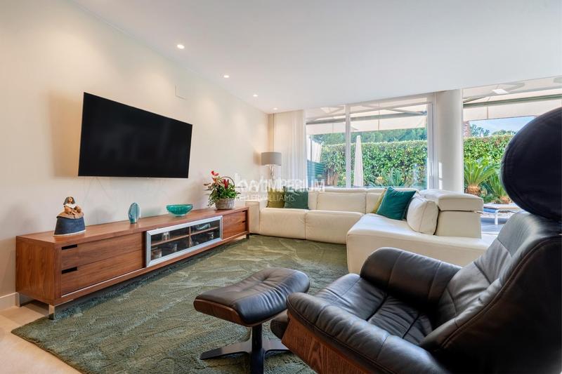 Foto f0aea1f3-6c87-49d9-94c0-a466da9c0f96. Duplex with heating parking pool in Els Munts Torredembarra