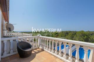 Lloguer Casa adossada a Les Tres Cales. Casa adosada totalmente reformada con piscina