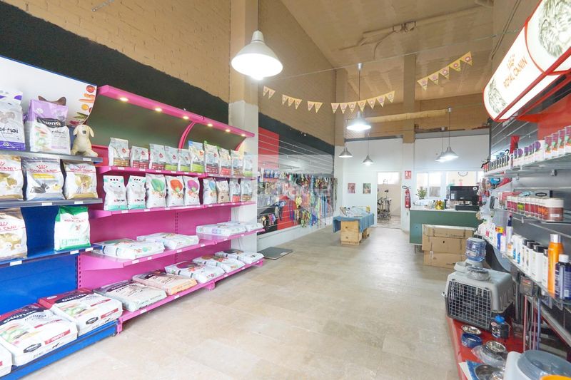 Foto 12da1f20-a6d2-4e99-a899-e0b8d51c584b. Lloguer local comercial a Llevant Tarragona