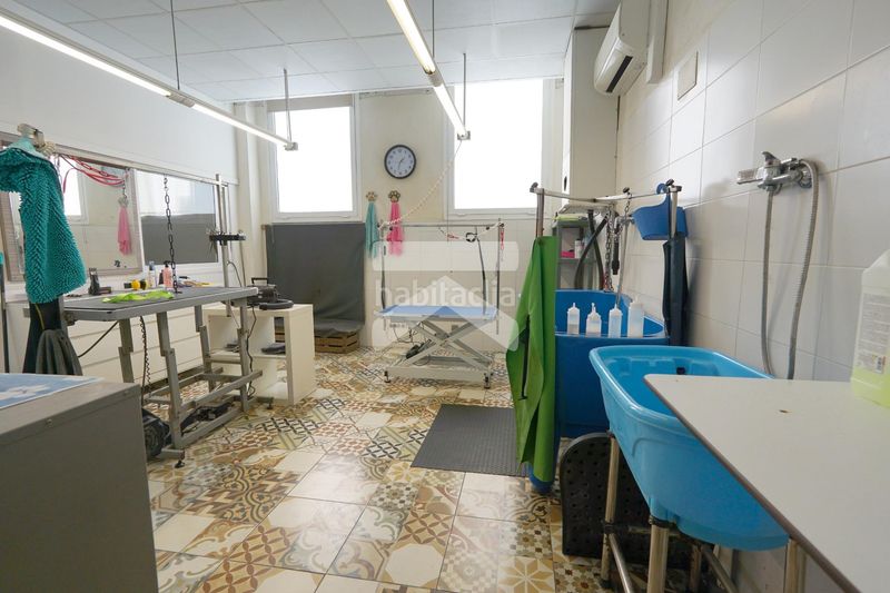Foto eb134df9-bde6-4f48-a2bb-944509728772. Lloguer local comercial a Llevant Tarragona