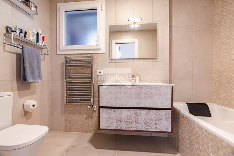 Foto 5a4cff45-1687-4318-9a1a-247b2d62e160. Casa amb aparcament piscina a Urbanitzacions de Llevant Tarragona