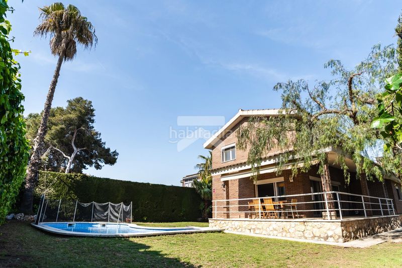 Foto c7e8e77f-b0b1-4b7f-bd59-c0f1b49019ad. Casa amb aparcament piscina a Urbanitzacions de Llevant Tarragona