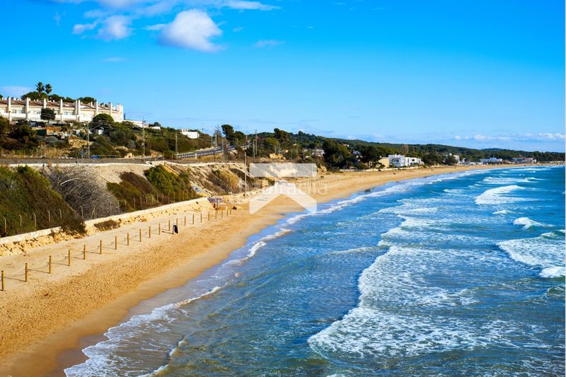 Foto dbf156b4-b558-4abf-8eb3-65694be70d19. Casa amb aparcament piscina a Urbanitzacions de Llevant Tarragona
