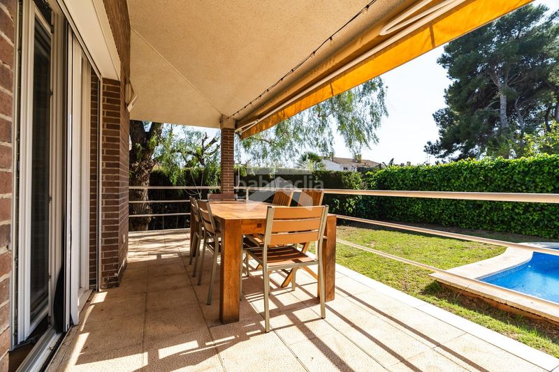 Foto df9754a2-a65e-49ad-8abe-bffe9d7b6442. Casa amb aparcament piscina a Urbanitzacions de Llevant Tarragona