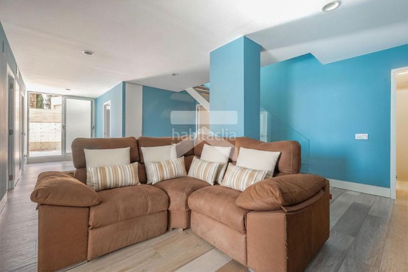 Foto 01a0e0eb-e83f-4c2c-bf3a-02e4db0a421f. Casa aparellada amb aparcament piscina a Urbanitzacions de Llevant Tarragona