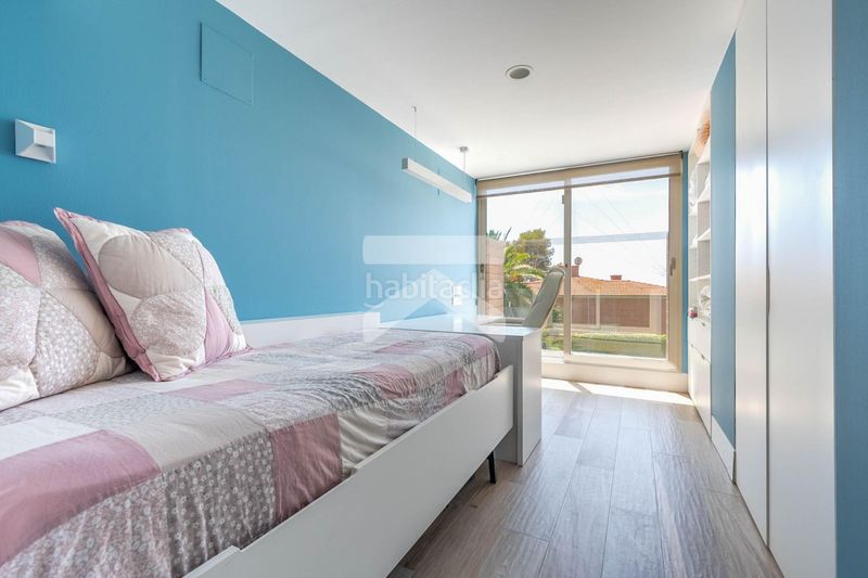 Foto 0e2e2d81-b01b-4f57-909b-7e010ea957dc. Casa aparellada amb aparcament piscina a Urbanitzacions de Llevant Tarragona