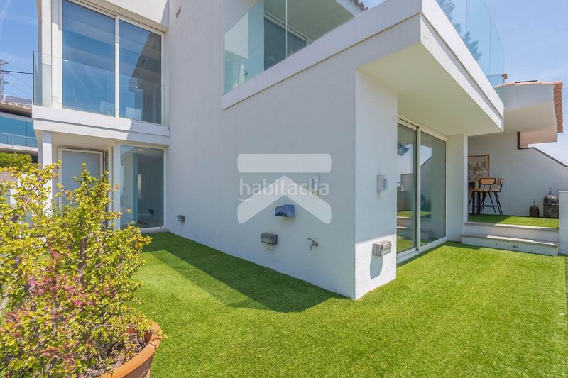 Foto 5d6dfe25-9686-4522-b3c8-68ebf92dca03. Casa aparellada amb aparcament piscina a Urbanitzacions de Llevant Tarragona