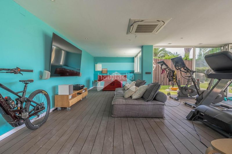 Foto 81fbfca5-33c1-4314-a28b-1b2c6b49f5f5. Casa aparellada amb aparcament piscina a Urbanitzacions de Llevant Tarragona