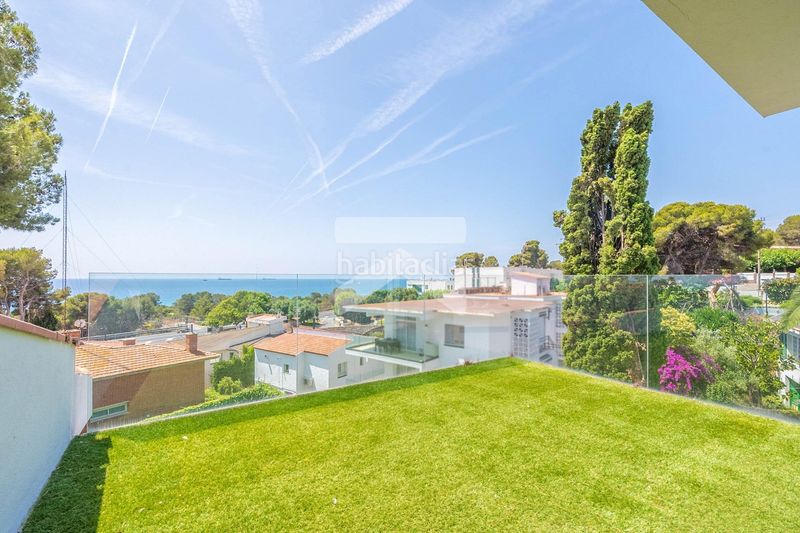 Foto 9c134b6c-b157-4a47-a1b8-f06c8fb6d24b. Casa aparellada amb aparcament piscina a Urbanitzacions de Llevant Tarragona