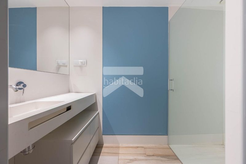 Foto b3253ffe-491a-4217-b2ef-512c60e4911e. Casa aparellada amb aparcament piscina a Urbanitzacions de Llevant Tarragona