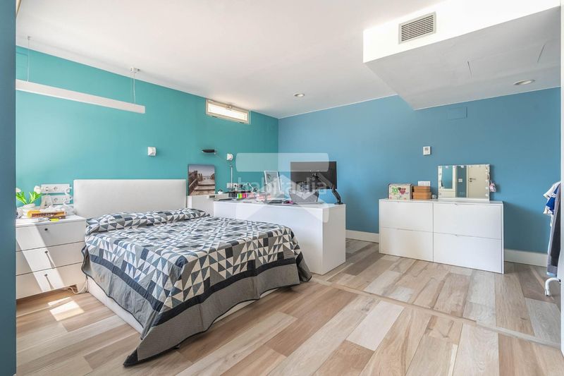 Foto f6e27062-d0b4-4ab9-bf81-ef588234fe5f. Casa aparellada amb aparcament piscina a Urbanitzacions de Llevant Tarragona