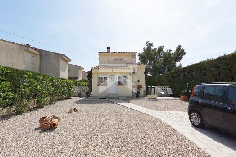 Foto 2d543456-2a52-4f01-add6-4803fee2fd72. Chalet avec chauffage parking piscine dans Les Tres Cales Ametlla de Mar (L´)