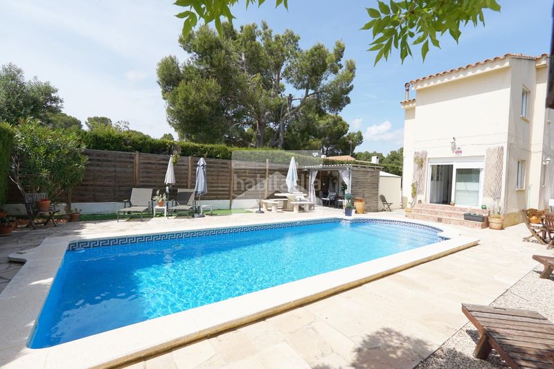 Foto 58c3d081-838e-4fb8-b122-7875cc585e75. Chalet avec chauffage parking piscine dans Les Tres Cales Ametlla de Mar (L´)