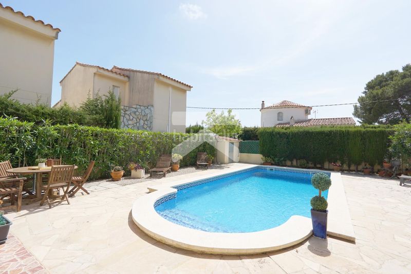 Foto 60921de8-a4da-4b60-8ecd-16d99a1a1cdf. Chalet avec chauffage parking piscine dans Les Tres Cales Ametlla de Mar (L´)