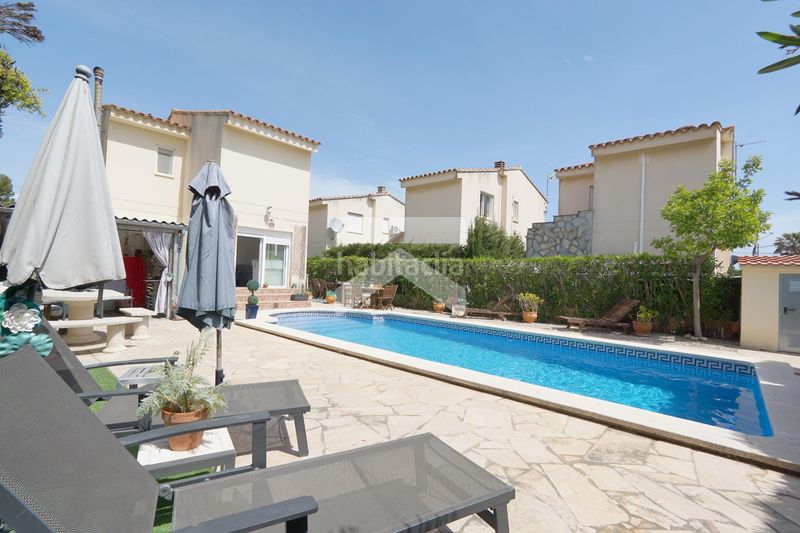 Foto b502ee63-f0a0-4d7f-9989-2a264d9e017d. Chalet avec chauffage parking piscine dans Les Tres Cales Ametlla de Mar (L´)