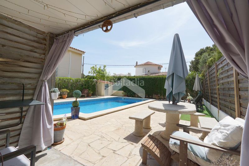 Foto b81d6744-6257-4c50-a873-c5bd53ab4795. Chalet avec chauffage parking piscine dans Les Tres Cales Ametlla de Mar (L´)