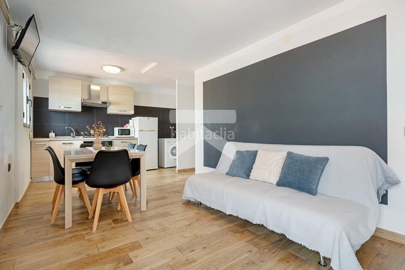 Foto 0f151e66-a12f-4929-a34a-4e0eda87d1f7. Casa amb calefacció aparcament a Llevant Tarragona