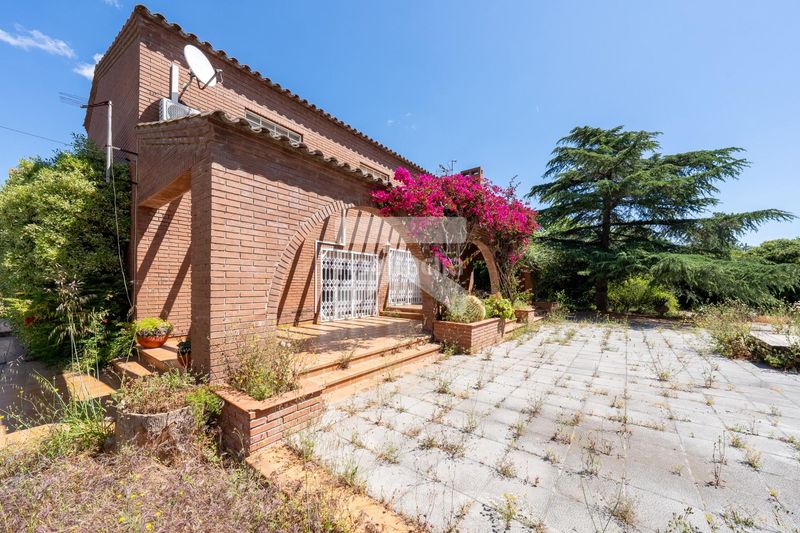Foto d6026bd9-f1da-4567-8d46-0670efd491dc. Chalet avec chauffage parking piscine dans Mestral Reus