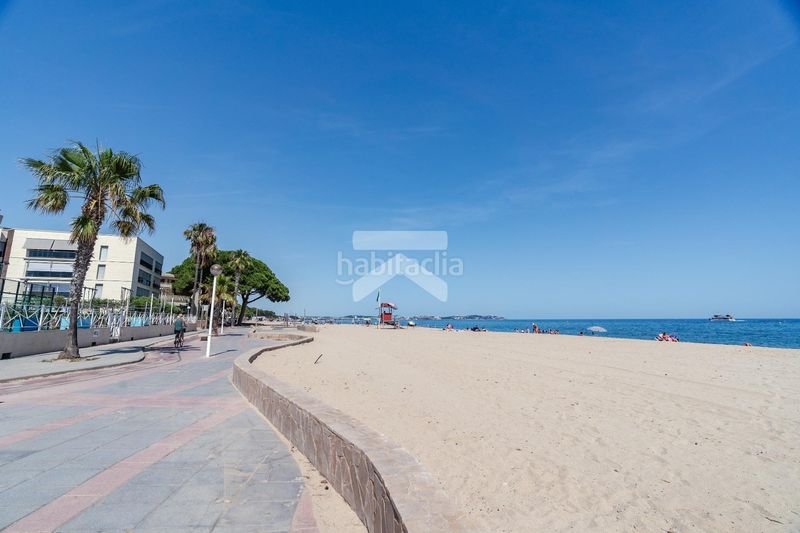 Foto a459498c-a59f-4277-baec-9b1c42c9acd7. Pis amb aparcament a Els Esquirols Cambrils