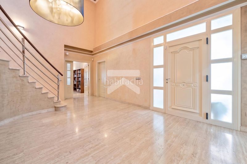 Foto 1928b2d5-32f3-42db-bd3f-c050040812a2. Chalet villa de elegancia atemporal en Vilafortuny Cambrils
