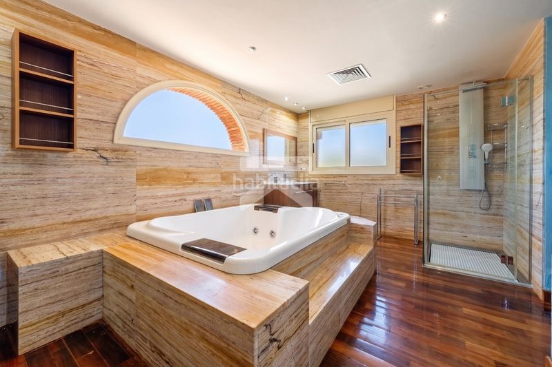 Foto 5aa2b2d7-8f56-4ddb-9dcb-4679b0fa08c6. Chalet villa de elegancia atemporal en Vilafortuny Cambrils