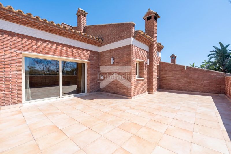 Foto a90a2aa5-08f9-4e74-a504-ce4f4af71f65. Chalet villa de elegancia atemporal en Vilafortuny Cambrils