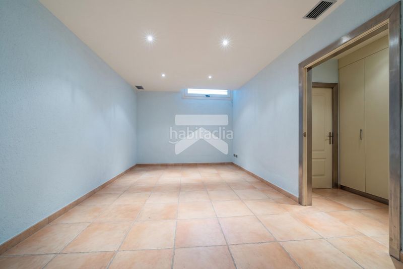 Foto c4782150-c1e3-4f5b-95b4-0c5b04b9c77d. Chalet villa de elegancia atemporal en Vilafortuny Cambrils