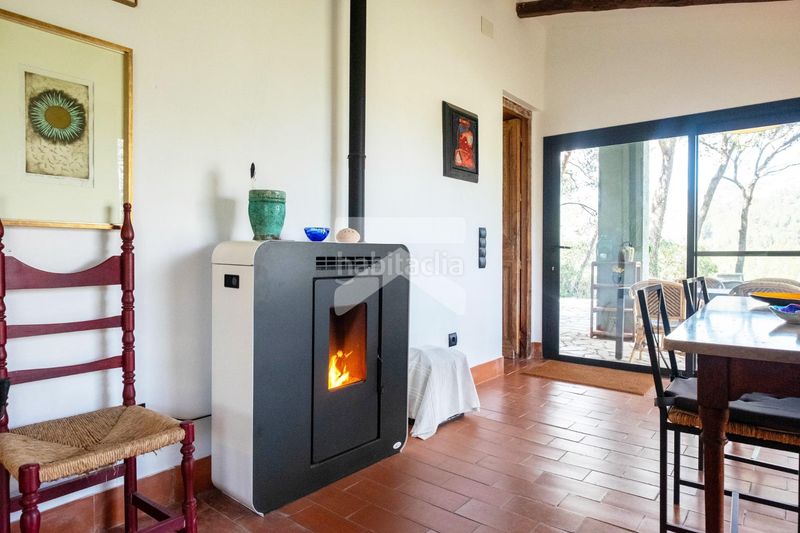 Foto e1d83b19-fe3b-43cf-8e48-33249ba4ef69. House with heating parking pool in Pratdip