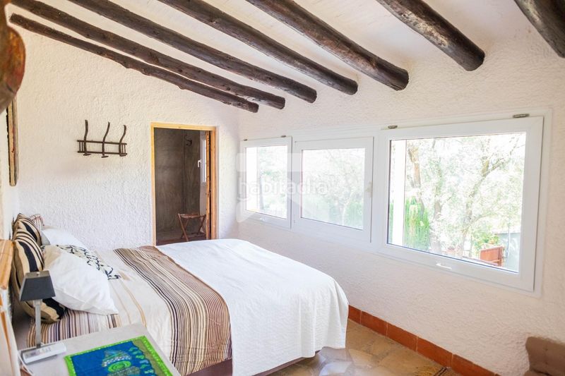 Foto e8d1ec96-b665-429a-bf90-bf4843408f23. House with heating parking pool in Pratdip