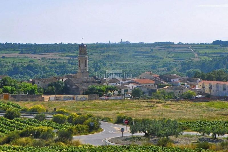 Foto d32c9f5a-73c8-49c5-9d1c-fd9a99d8bda0. Masia amb aparcament a Montferri
