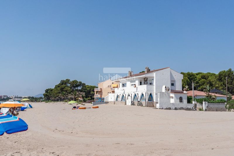 Foto 1155c9fa-05d1-4d72-9f30-3e75cd911ded. Casa aparellada amb calefacció aparcament piscina a Mont-roig del Camp