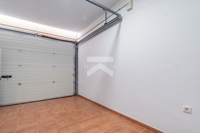 Foto 13523b51-5969-41ae-8c7f-ab83c25639ed. Casa aparellada amb calefacció aparcament piscina a Mont-roig del Camp