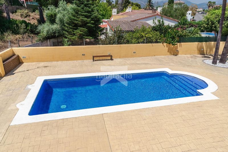 Foto 5f241201-b174-44c8-b2fe-850e99022d1e. Casa aparellada amb calefacció aparcament piscina a Mont-roig del Camp